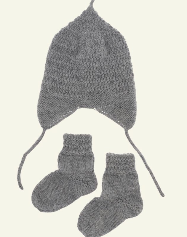 Knitted Snug Baby Hat and Socks