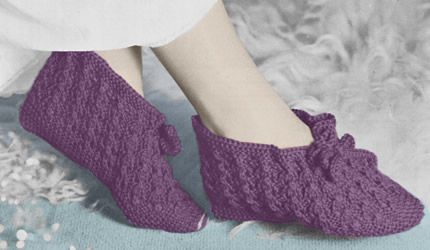 Cozy Knitted Fireside Slippers — Free 3-Size Pattern & Instructions